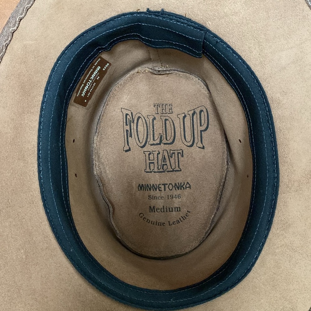 Minnetonka Unisex Tan Leather Fold Up Hat - Picture 8 of 17
